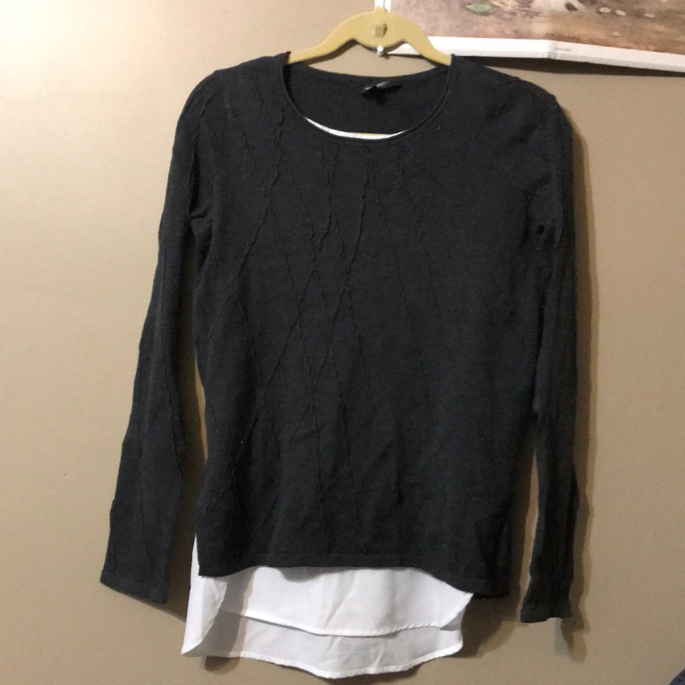 Simply Vera - Vera Wang top new w/tags charcoal